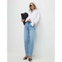 River Island Mid Rise Barrel Leg Jeans Light Blue