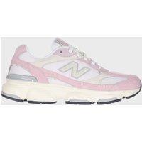 New Balance 603 Trainers Pink