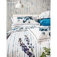 Designers Guild 2 Pack Pure Cotton Indigo Flower Pillowcases White Mix