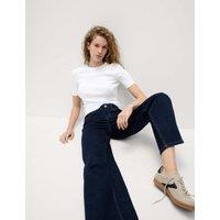 Ribbed Crew Neck Knitted Top