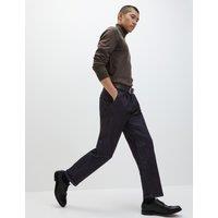 Relaxed Tapered Fit Single Pleat Jeans