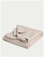 Quilted Scallop Bedspread