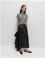 Mesh Printed Short Sleeve T-Shirt