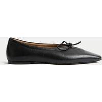 JAEGER Leather Slip On Flat Pumps Black