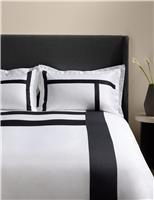 Sateen Applique Bedding Set