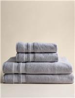 Set of 4 Guest Essentials Towel Bale