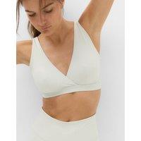 Goodmove Low Impact Cross Over Sports Bra (A-E) Vanilla
