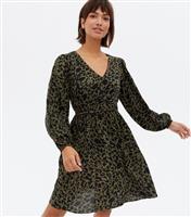 Women's Green Leopard Print Ruched V Neck Mini Dress New Look