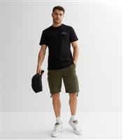Men's Dark Green Cargo Shorts Jack & Jones New Look