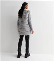 Women's Grey Pelted Faux Fur Gilet Gini London New Look