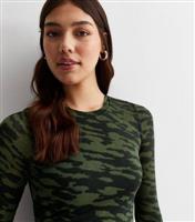 Women's Tall Green Animal Print Midaxi Dress New Look