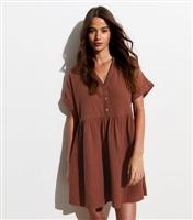 Women's Brown Crinkle Cotton Mini Smock Dress New Look