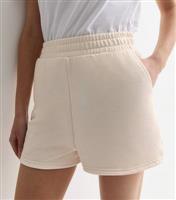 Women's Off White Jogger Shorts New Look
