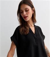 Women's Black V Neck Roll Sleeve Top New Look