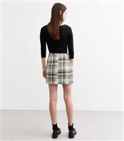 Women's White Check Slit Hem Boucl Mini Skirt New Look