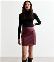 Women's Tall Burgundy Faux Leather Mini Skirt New Look