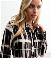 Women's Petite Black Checked Mini Dress New Look
