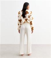 Women's White Fleece Joggers New Look