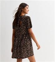 Women's Brown Crinkle Animal Print Bow Back Mini Dress New Look