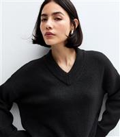 Women's Black High V-Neck Jumper New Look
