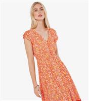 Women's Orange Ditsy Floral Crochet Trim Maxi Dress Apricot New Look