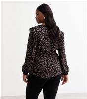 Women's Plus Size Brown Woven Printed Wrap Top Curves New Look