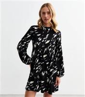 Women's Black Woven Printed Mini Dress New Look
