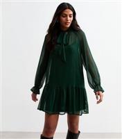Women's Green Pussybow Chiffon Mini Dress New Look