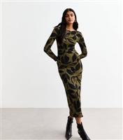 Women's Green Leaf Print Crinkled Ruched Midi Dress New Look