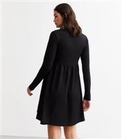Women's Maternity Black Crinkle Long Sleeve Dress New Look