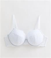 Women's Plus Size White Lace Plunge Bra Curves New Look