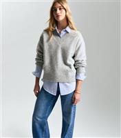 Women's Grey V-Neck Jumper New Look