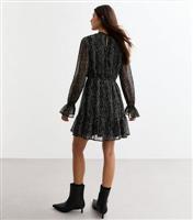Women's Black Patterned Crinkled Chiffon Mini Dress New Look