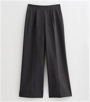 Women's Petite Grey Pleated Wide Leg Tailored Trousers New Look