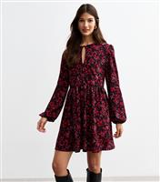 Women's Red Floral Print Crinkled Long Sleeve Dress New Look