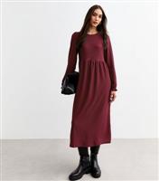 Women's Burgundy Crinkled Long Sleeve Midi Dress New Look