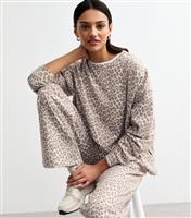 Women's Brown Animal Print Slit Hem Jersey Sweatshirt New Look