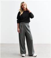 Women's Petite Grey Pleated Wide Leg Tailored Trousers New Look