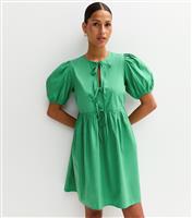 Women's Green Tie Front Bow Detail Mini Dress New Look