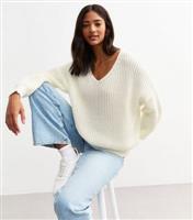 Women's Cream V Neck Chunky Knit Jumper Gini London New Look
