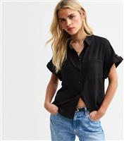 Women's Petite Black Flutter Sleeve V-Neck Shirt New Look