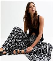 Women's Black Floral Print Palazzo Trousers New Look