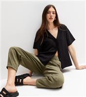 Women's Khaki Twill Barrel Leg Ankle Grazer Cargo Trousers New Look
