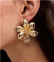 Gold Tone Flower Stud Earrings New Look
