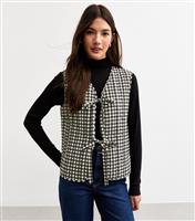 Women's Black Sleeveless Gingham Print Padded Jacket New Look
