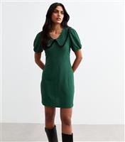 Women's Dark Green Crinkle Contrast Collar Mini Dress New Look