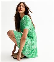 Women's Green Pattern Print Mini Dress New Look