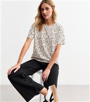 Women's White Abstract Dot Print T-Shirt New Look