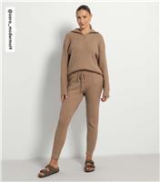 Women's by Zara McDermott Tan Cable Knit Joggers Rise New Look