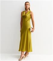 Women's Green Satin Cowl Neck Midaxi Dress New Look